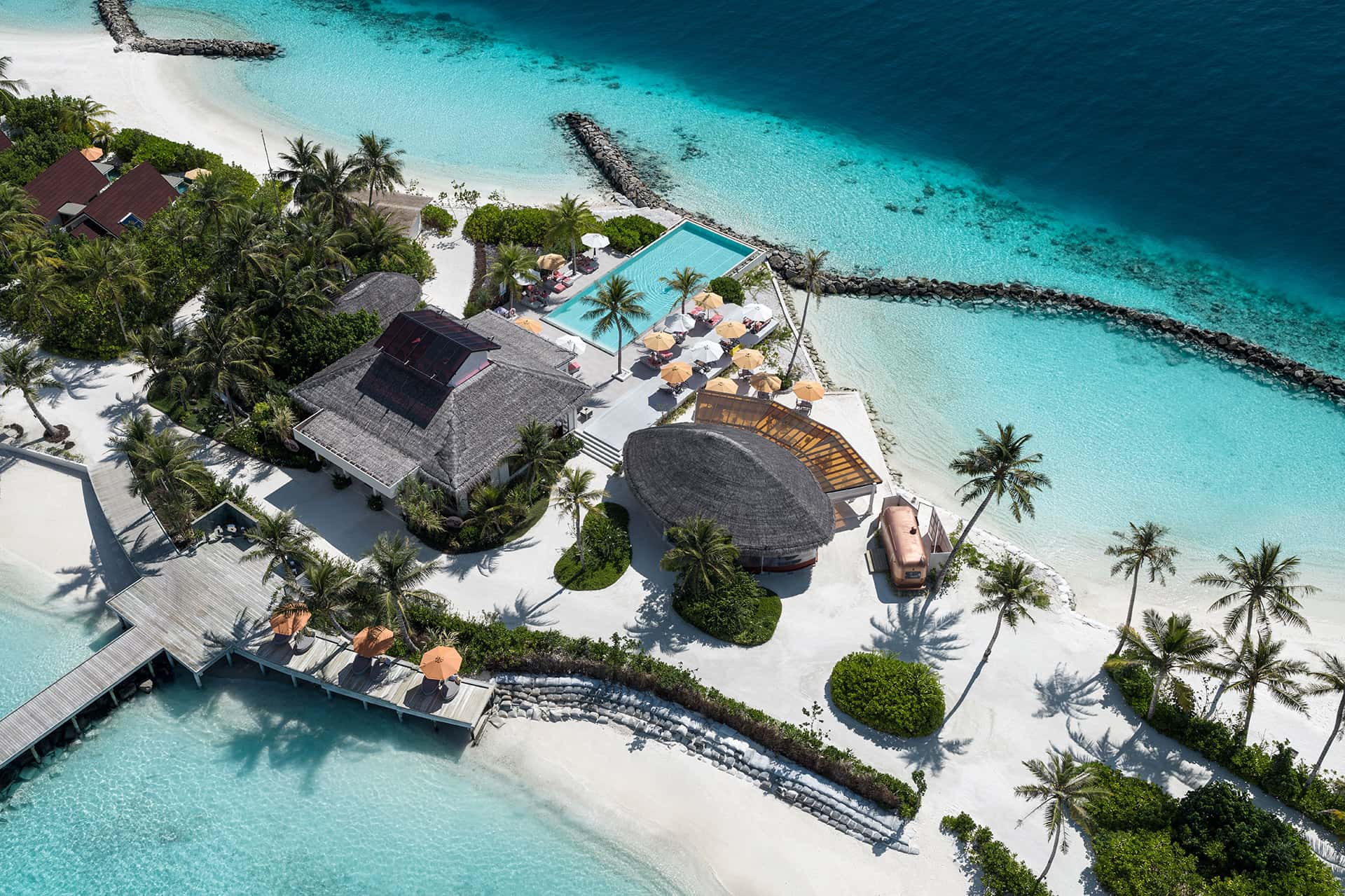 OBLU-SELECT-Lobigili-Island-Aerial-Swing-Bar-05